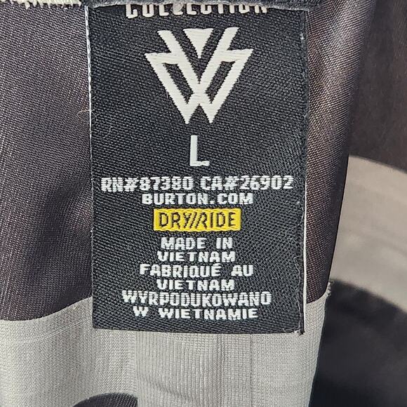 Stylish Black and White Animal Print Flare Pants - Picture 3 of 13